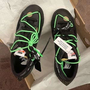 Brand new Nike x Off White Blazer Low “Black/Electro Green” sneakers, size 7.5
